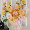 Bình hoa mẫu đơn mix cẩm tú cầu hoa sao tone vàng hồng