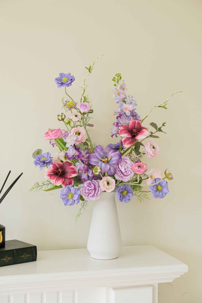 Bình hoa tulip mix phi yến trà mao lương tone tím