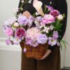 Giỏ hoa quà tặng mix mẫu đơn đậu biếc tone tím