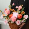 Giỏ hoa quà tặng mix thược dược mẫu đơn tone hồng cam
