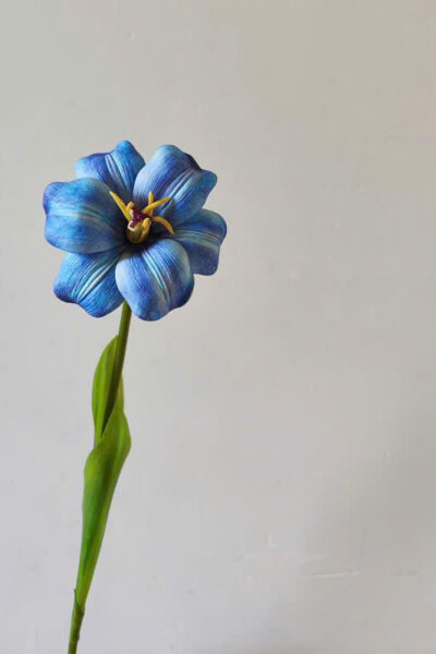 Cành tulip nở 1 bông chất PU mềm màu xanh dương