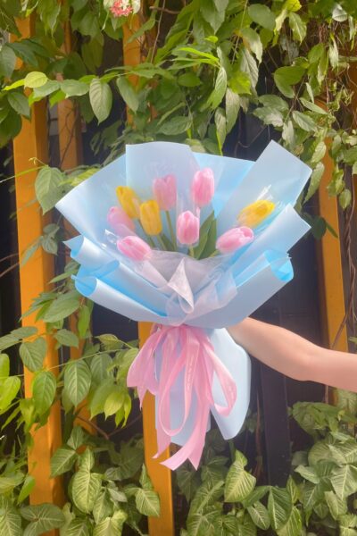 Bó hoa tulip 9 bông tone hồng vàng
