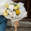Bó hoa mix mẫu đơn greenwick tú cầu nhỏ tone vàng trắng