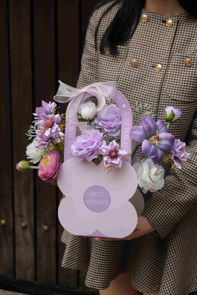 Túi hoa mix mẫu đơn tulip cúc nhọn tone tím